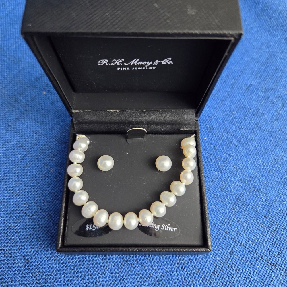 RH Macy & Co Sterling Silver Cultured Pearl Necklace and Stud Earrings Set 18in